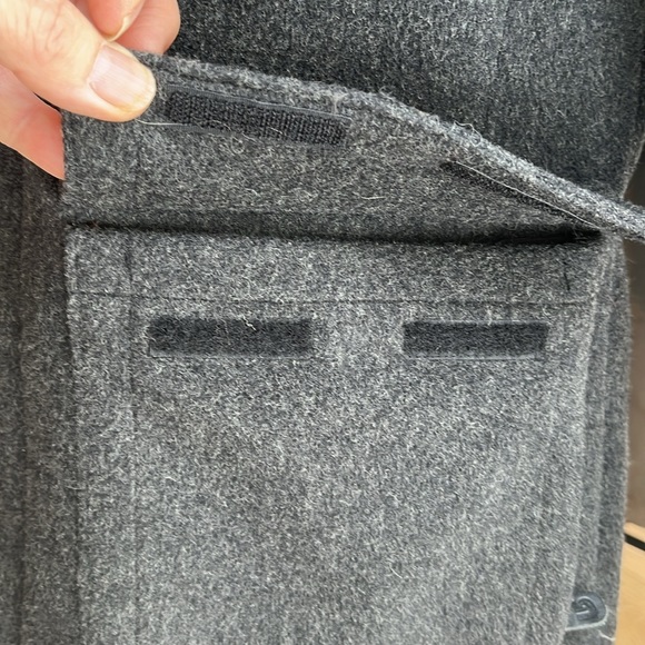 EUC Burton jacket - Picture 9 of 17